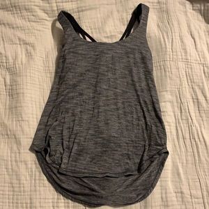 Lululemon open back tank with built in bra size